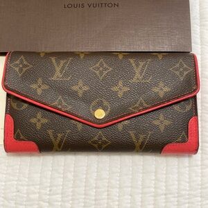 LV sarah mng retro poppy wallet